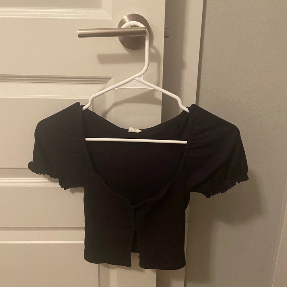 Aritzia button up crop top